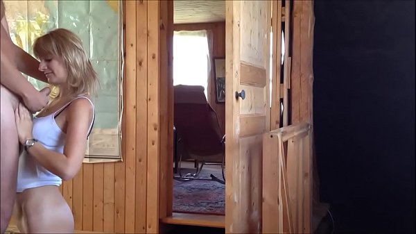 Реальное домашнее порно устроила худая блондинка с любовником на даче и чпокнулась с мужиком раком
